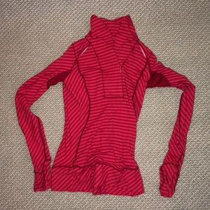 Lululemon sweatshirt